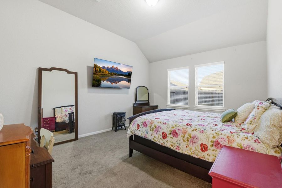 Furnished interior view inside a new home in Legends Bay, Baytown (Image 28). Furnished interior view inside a new home in Legends Bay, Baytown (Image 28).