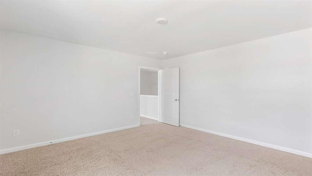 Spacious, unfurnished interior of a new home in Sherwood Manor, South Fulton (Image 17). Spacious, unfurnished interior of a new home in Sherwood Manor, South Fulton (Image 17).