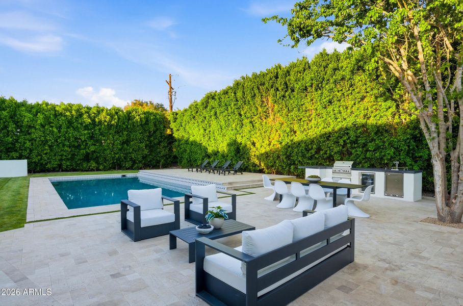 32_4825 n 70th st-32