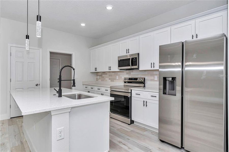 Furnished interior view inside a new home in , Ocala (Image 8).