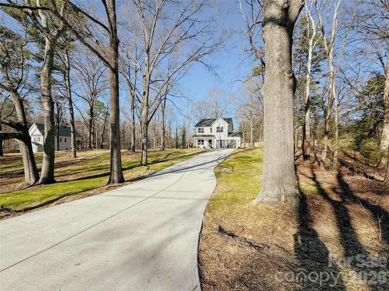 Natural landscape and outdoor views near  in Huntersville (Image 33).