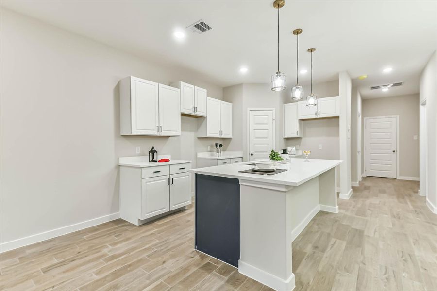 Furnished interior view inside a new home in , Missouri City (Image 6).