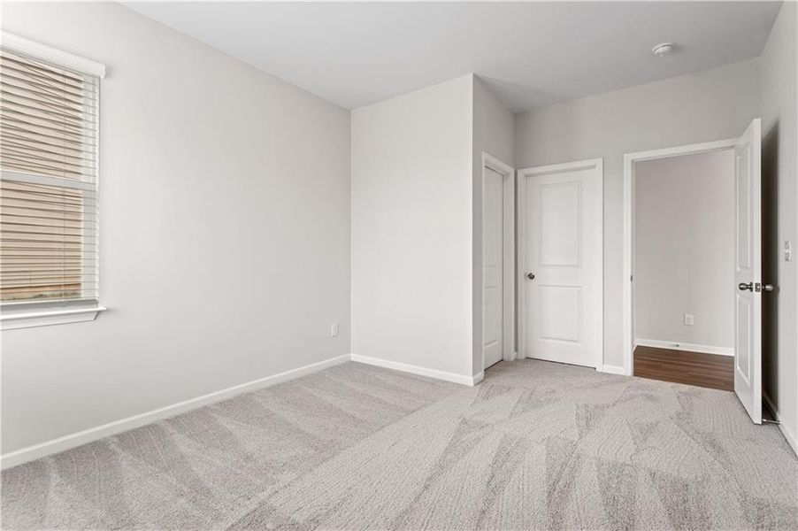 Spacious, unfurnished interior of a new home in Twin Lakes, Hoschton (Image 15).