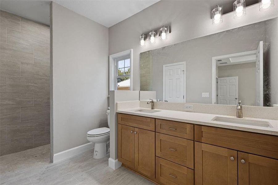 Furnished interior view inside a new home in , Trenton (Image 15).