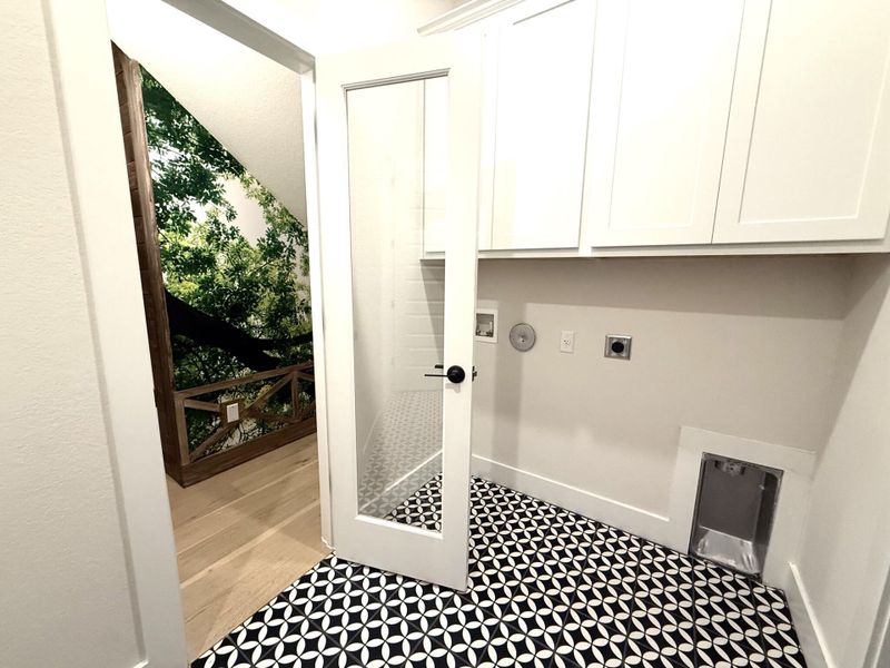 Spacious, unfurnished interior of a new home in Parmer Ranch, Georgetown (Image 24).