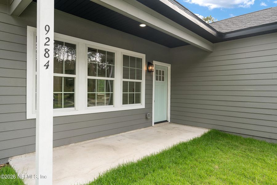 Exterior details and patio area of a home in , Hampton (Image 19).