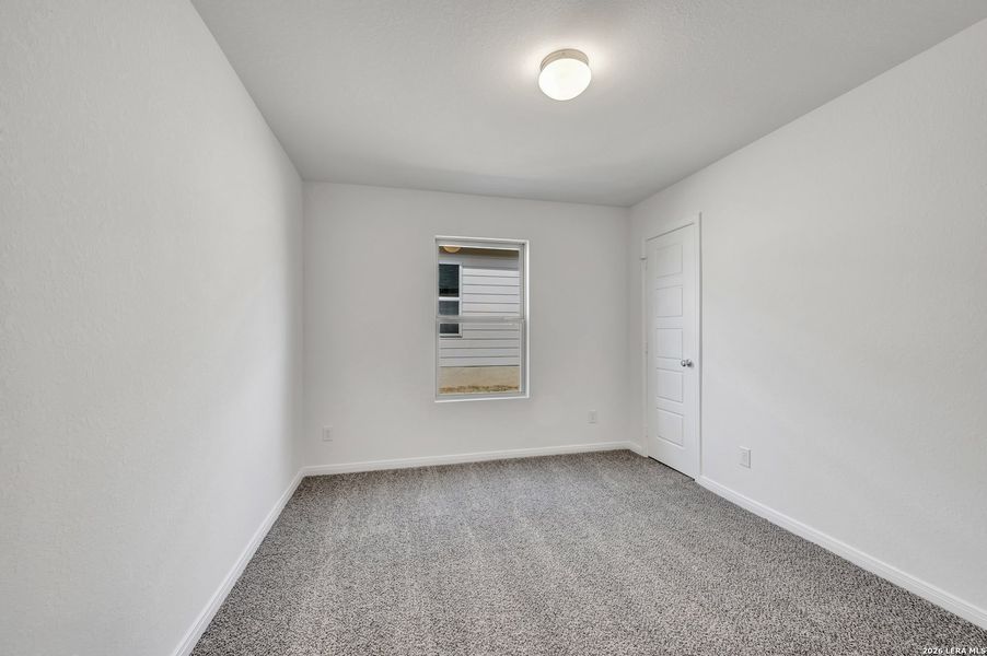 Spacious, unfurnished interior of a new home in Greenspoint Heights, Seguin (Image 13).