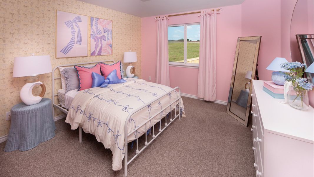 Representative furnished interior of a home built from the The Campbell by Legend Homes in Bluestem, Brookshire (Image 12). Representative furnished interior of a home built from the The Campbell by Legend Homes in Bluestem, Brookshire (Image 12).