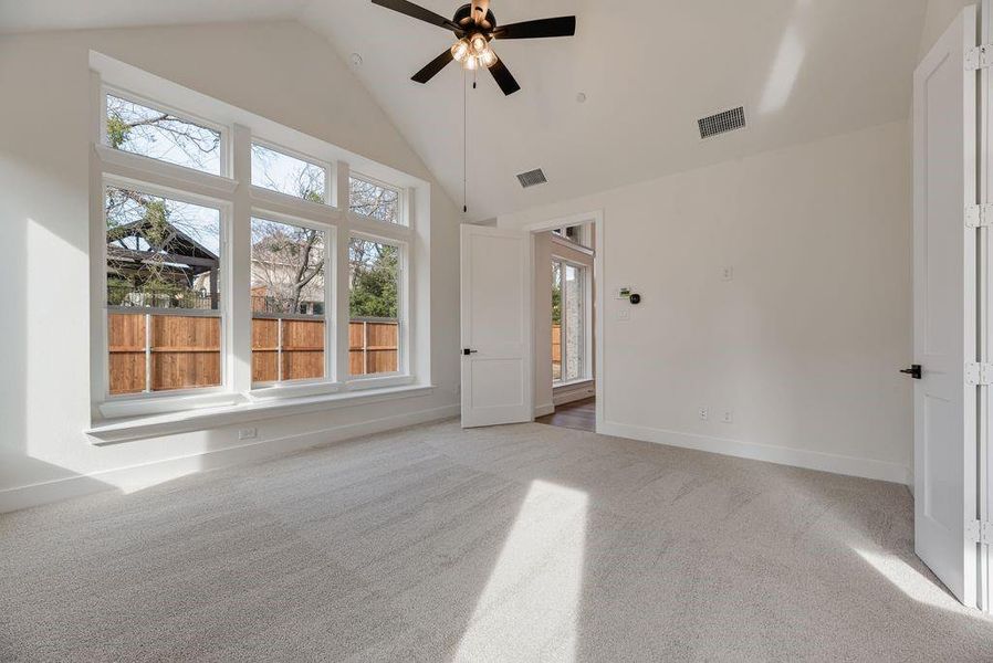 Spacious, unfurnished interior of a new home in Providence Cove, McKinney (Image 16).
