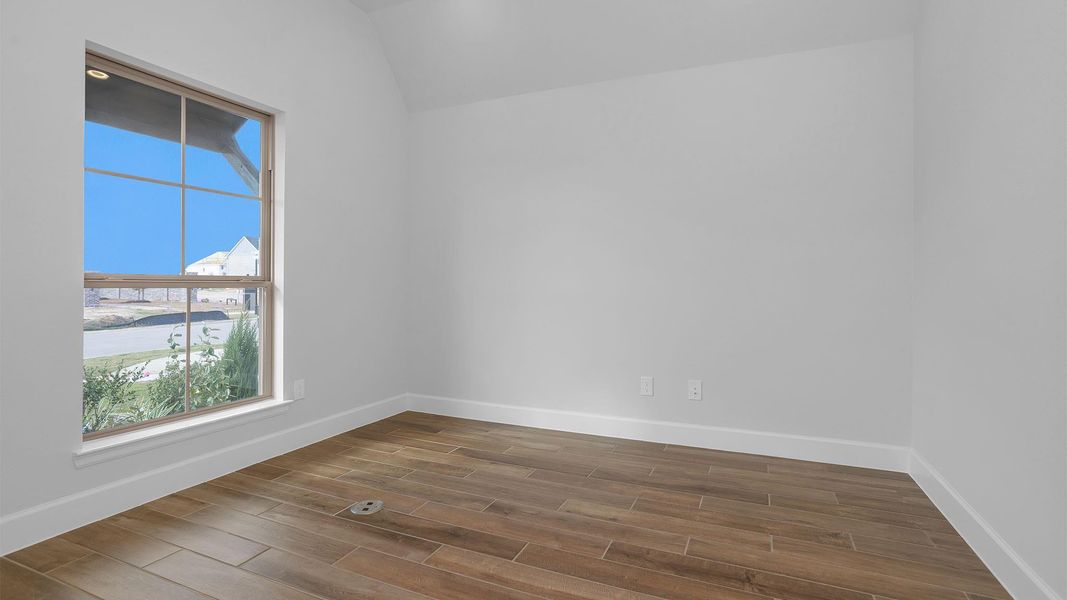 Spacious, unfurnished interior of a new home in Grange 50', Katy (Image 15).