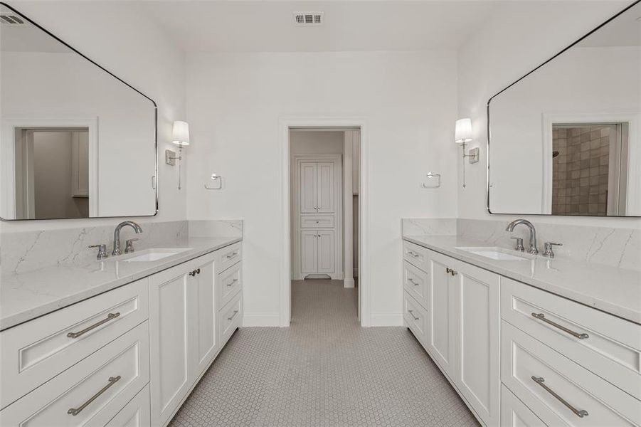 Furnished interior view inside a new home in , McGregor (Image 18).