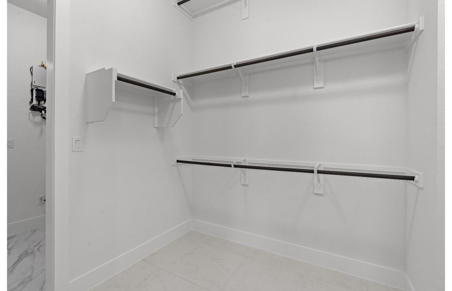 Spacious, unfurnished interior of a new home in Davis Ranch, San Antonio (Image 18). Spacious, unfurnished interior of a new home in Davis Ranch, San Antonio (Image 18).