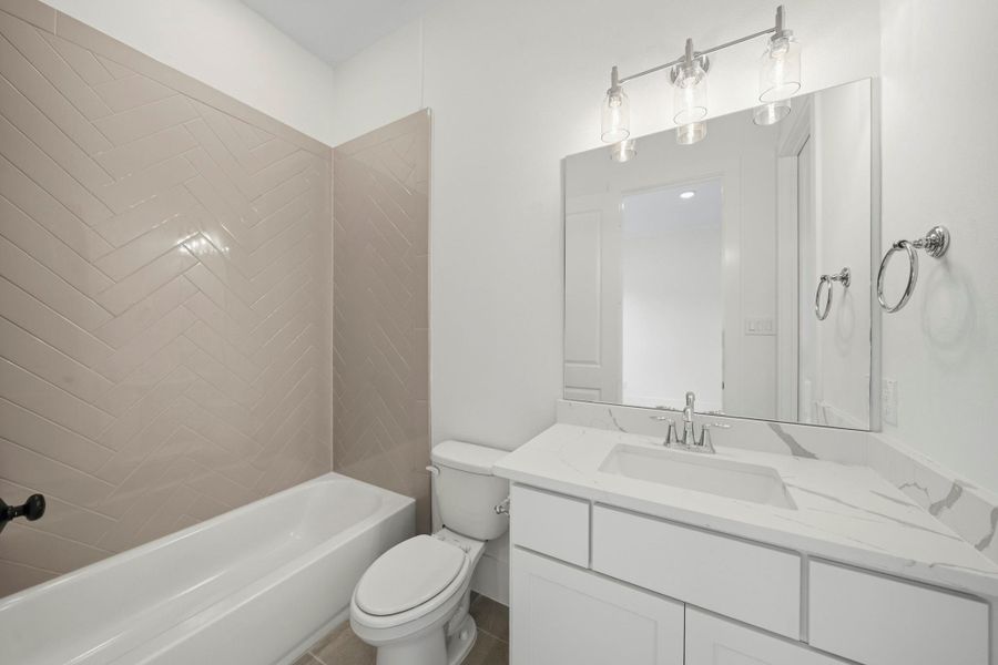 Furnished interior view inside a new home in Bentwood Farms, Montgomery (Image 20).