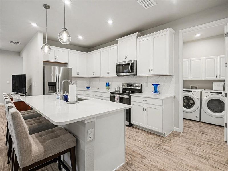 Furnished interior view inside a new home in , Venice (Image 10).