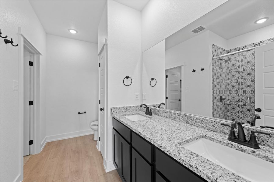 Please Note: These interior photos are not of the actual home but are of a completed one with a similar floor plan. Finishes, features, and layouts may vary. Please Note: These interior photos are not of the actual home but are of a completed one with a similar floor plan. Finishes, features, and layouts may vary.