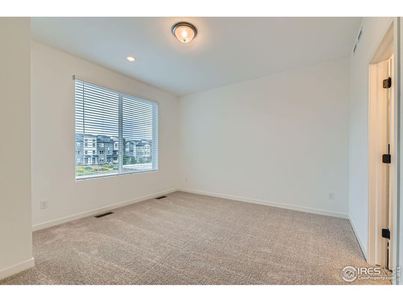 Spacious, unfurnished interior of a new home in Parkside West at Baseline, Broomfield (Image 15). Spacious, unfurnished interior of a new home in Parkside West at Baseline, Broomfield (Image 15).