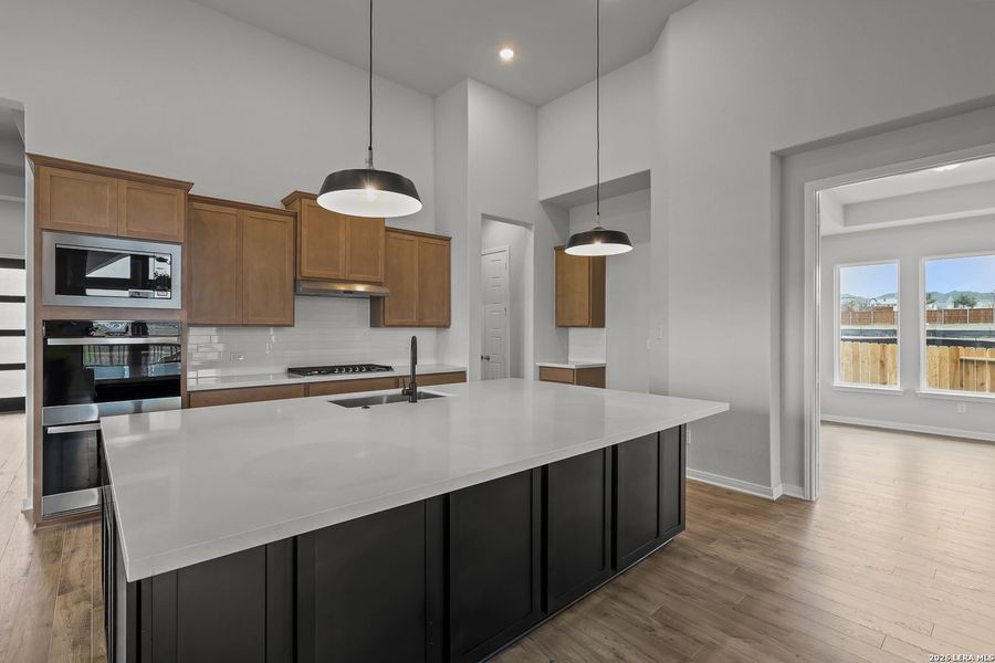 Furnished interior view inside a new home in Homestead, Schertz (Image 9).