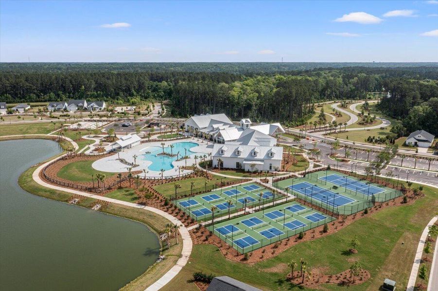 Community amenities in Horizons at Summers Corner | 55+, Summerville (Image 49).