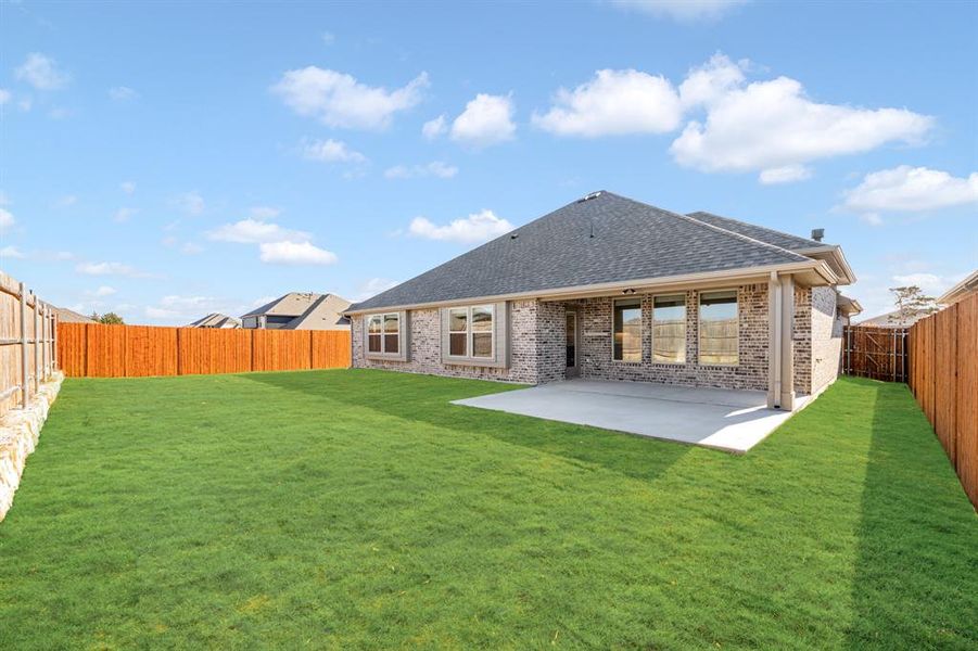 Exterior details and patio area of a home in Mockingbird Heights Classic 60, Midlothian (Image 4).