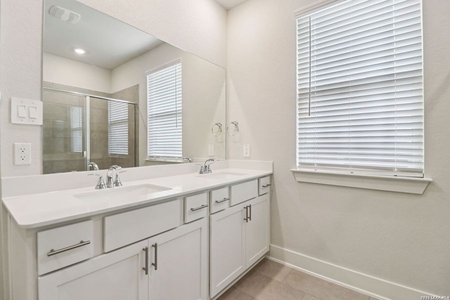 Furnished interior view inside a new home in Scenic Crest - Premier Series, Boerne (Image 15). Furnished interior view inside a new home in Scenic Crest - Premier Series, Boerne (Image 15).