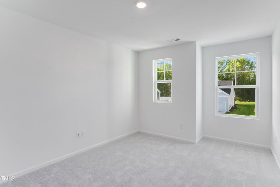 SUN_ElizabethSprings_Pic_202ShingleOak_2