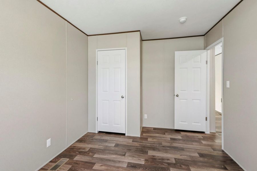 Spacious, unfurnished interior of a new home in , Cleveland (Image 29).