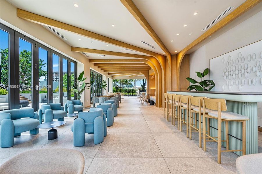 Community amenities in , Miami Beach (Image 58).