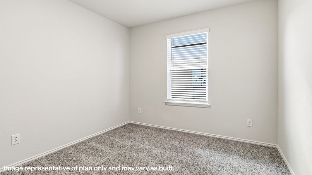 Spacious, unfurnished interior of a new home in Blue Ridge Ranch, San Antonio (Image 27).