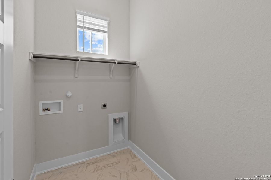 Image 39 of a home in Esperanza – New Phase Now Selling. Image 39 of a home in Esperanza – New Phase Now Selling.