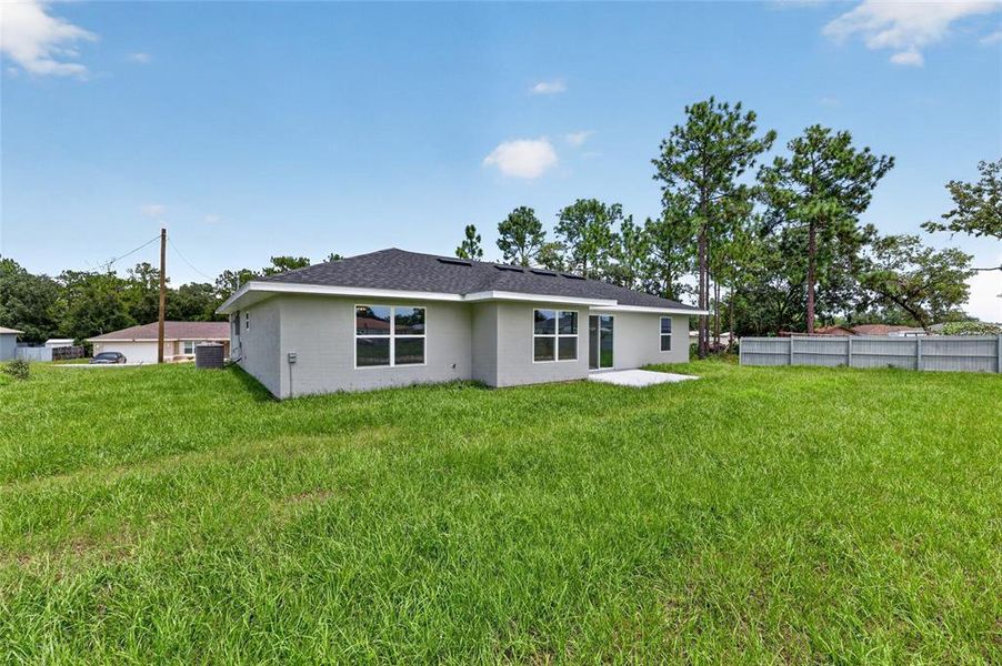 Exterior details and patio area of a home in , Ocala (Image 22).