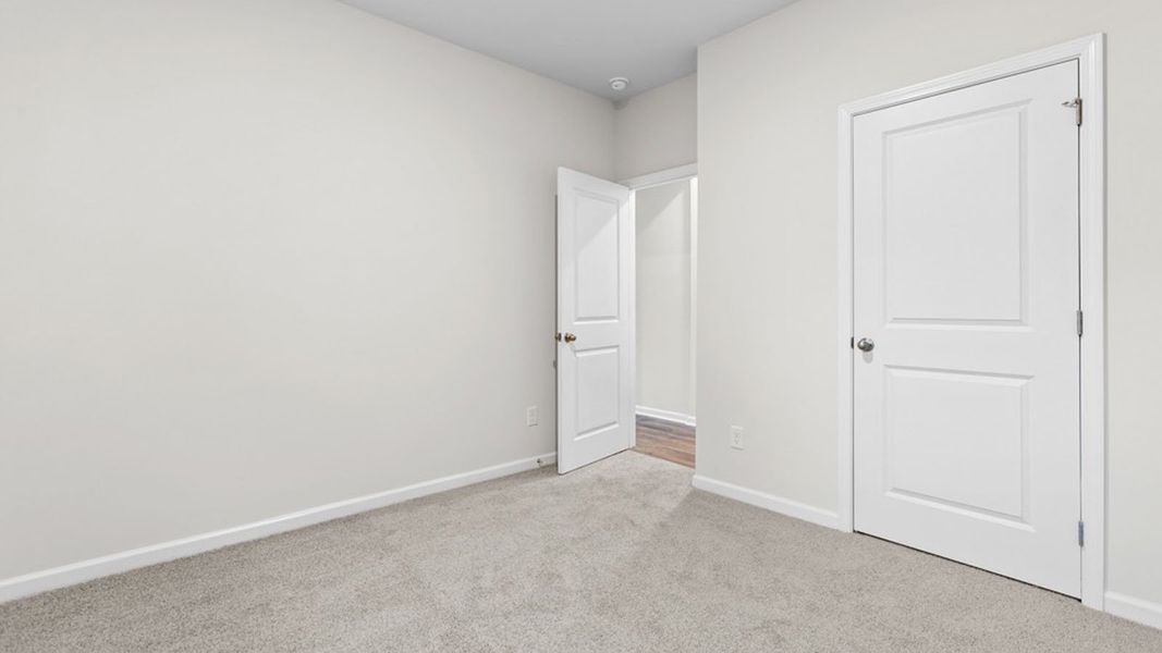 Spacious, unfurnished interior of a new home in Bryson Park, Lexington (Image 18).
