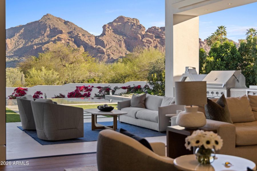 Large Patios & Outdoor Kitchen