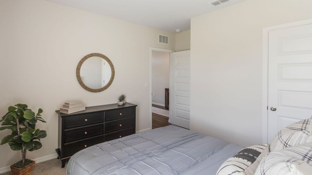Representative furnished interior of a home built from the CALI by D.R. Horton in Fox Branch, Lakeland (Image 27).