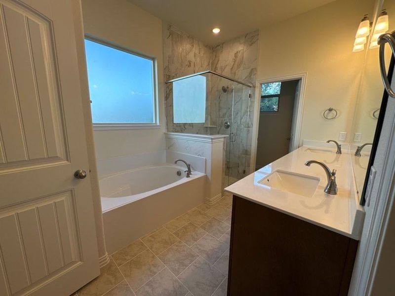 Furnished interior view inside a new home in Oak Grove Addition, Springtown (Image 8).
