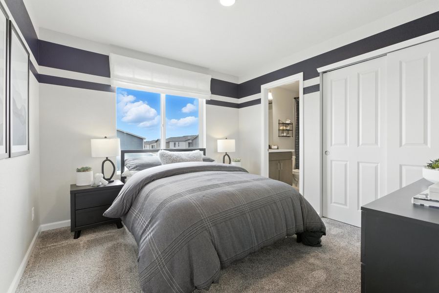 Representative furnished interior of a home built from the Denali by Risewell Homes in Spring Valley, Longmont (Image 8).