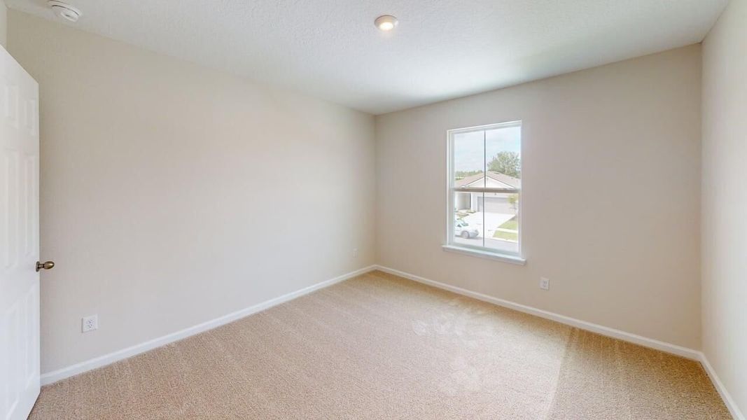 Spacious, unfurnished interior of a new home in Sandridge Hills, Green Cove Springs (Image 10).
