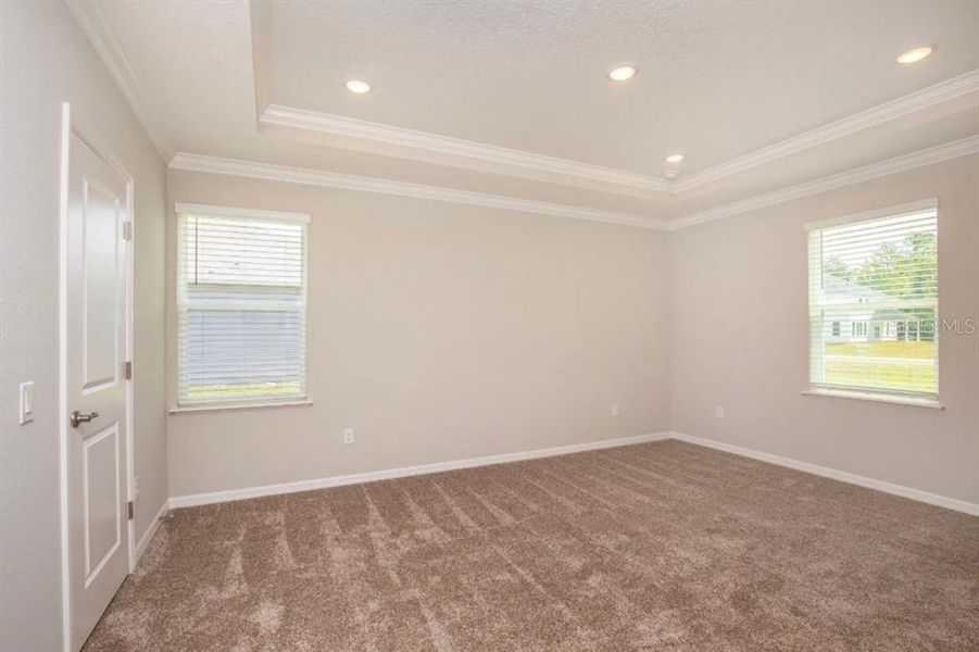 Model home - actual features may vary.