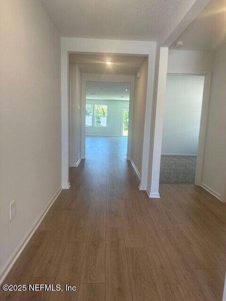 Spacious, unfurnished interior of a new home in Rookery, Green Cove Springs (Image 22).