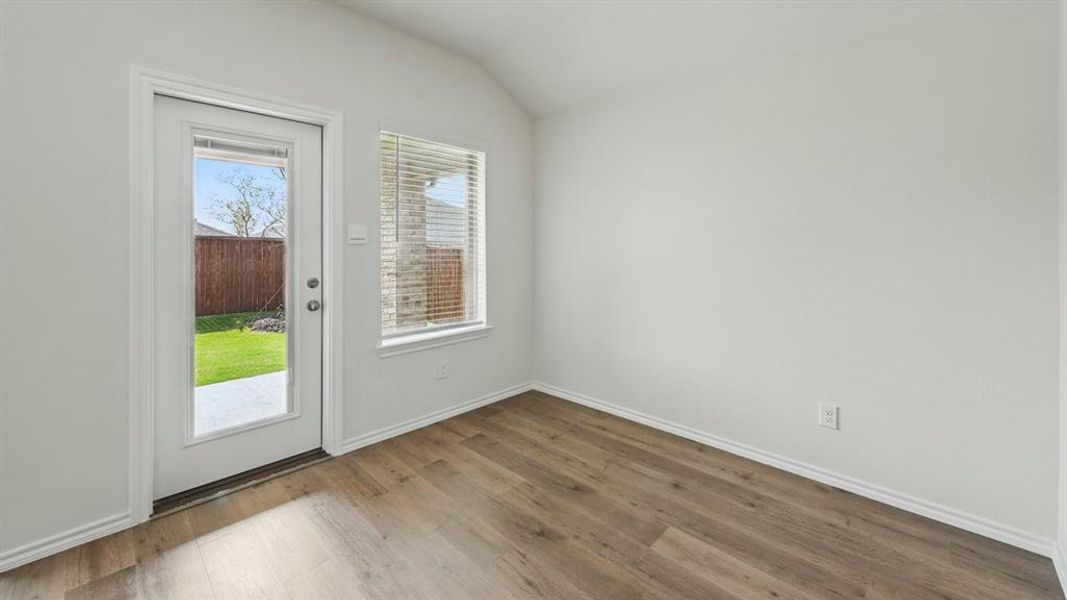 Spacious, unfurnished interior of a new home in Sanger Circle, Sanger (Image 13).