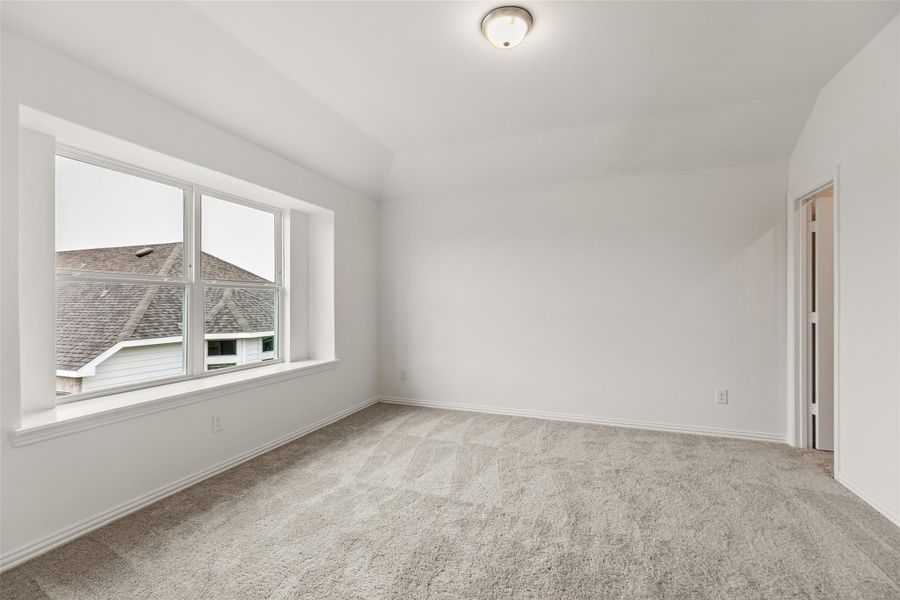 Spacious, unfurnished interior of a new home in Beamer Villas, Friendswood (Image 22).