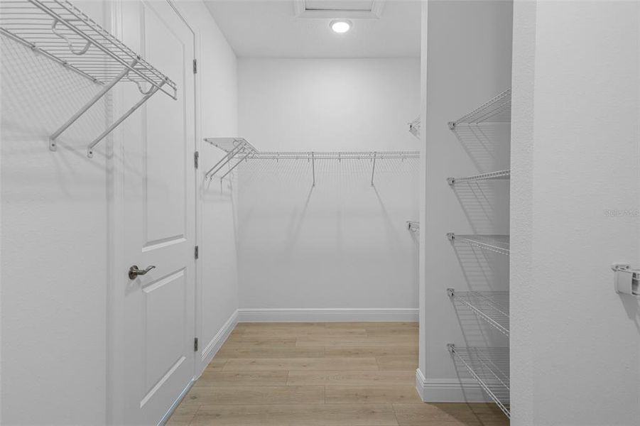 Spacious, unfurnished interior of a new home in Cresswind Lakewood Ranch, Lakewood Ranch (Image 33).