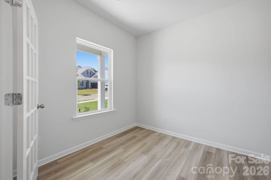 Spacious, unfurnished interior of a new home in Catawba Trace, Catawba (Image 13).