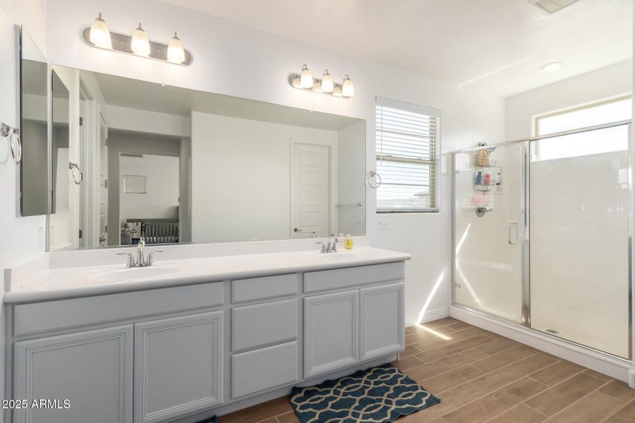 16 - Labelle 16 - Labelle