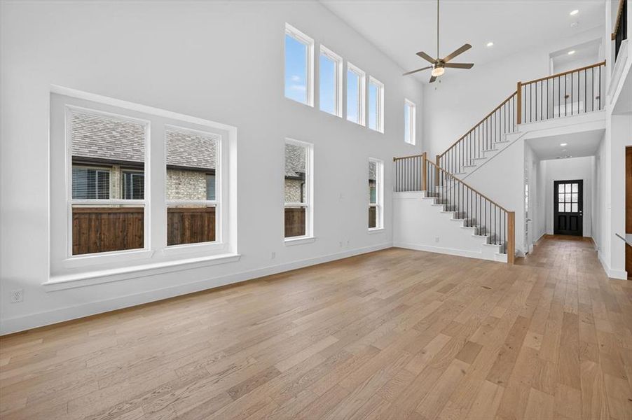 Spacious, unfurnished interior of a new home in Sandbrock Ranch, Aubrey (Image 13).