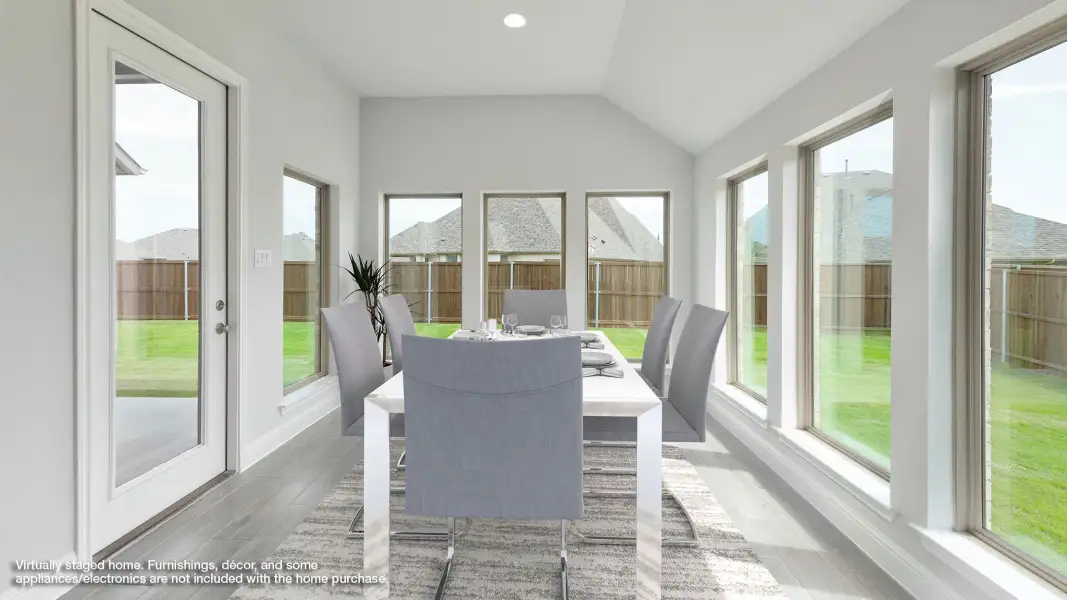 Exterior details and patio area of a home in Hillstead, Lavon (Image 3).