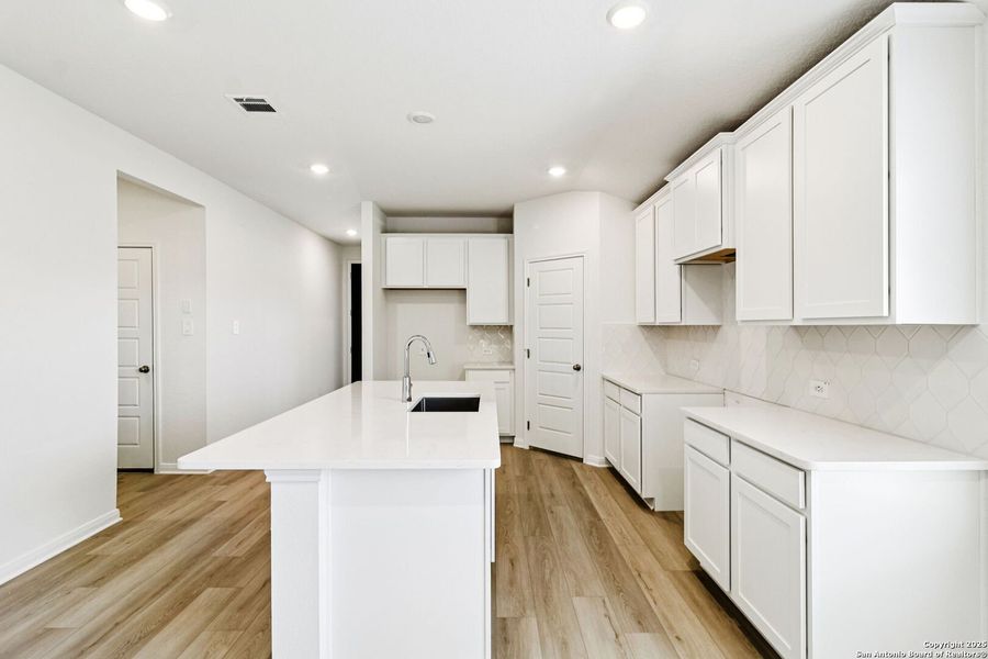 Image 51 of a home in Lark Canyon.