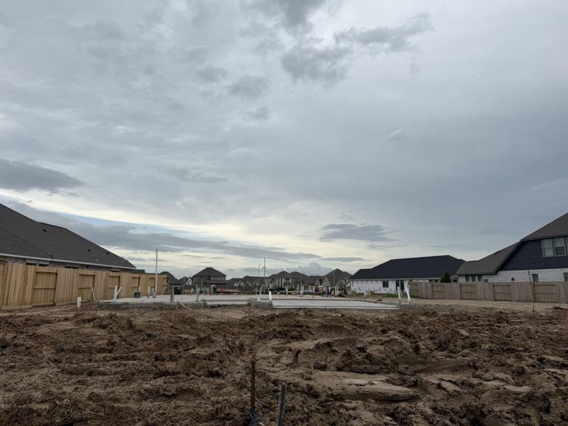 Site preparation for new homesites in Valencia, Manvel (Image 5).