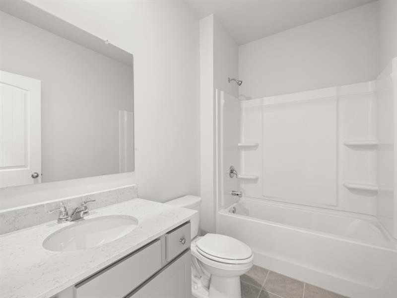 Furnished interior view inside a new home in Falcon Landing, Gainesville (Image 8).