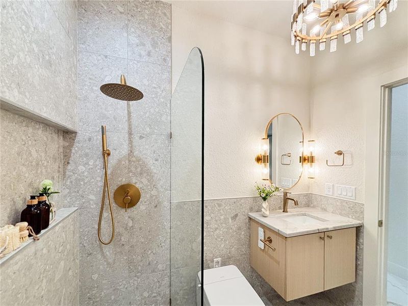 Furnished interior view inside a new home in , Dunnellon (Image 6).