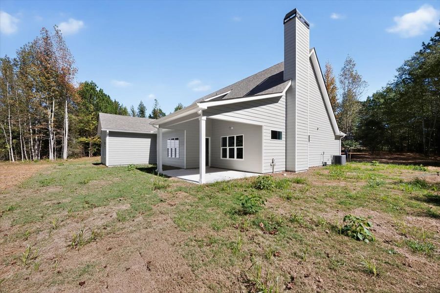 Exterior details and patio area of a home in Collier Grove, Thomaston (Image 4).
